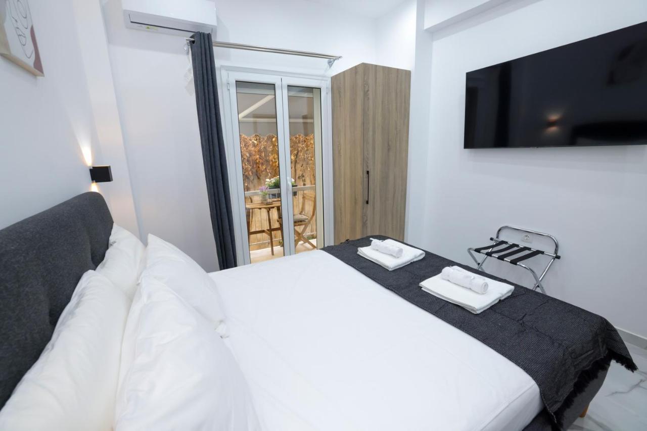 Apollo 2 Bd Jacuzzi Suite 아테네 외부 사진