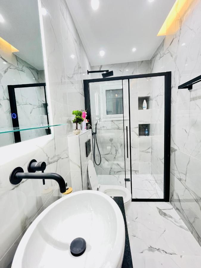 Apollo 2 Bd Jacuzzi Suite 아테네 외부 사진